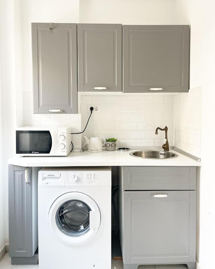 White Apartment บูคาเรสต์ ภายนอก รูปภาพ
